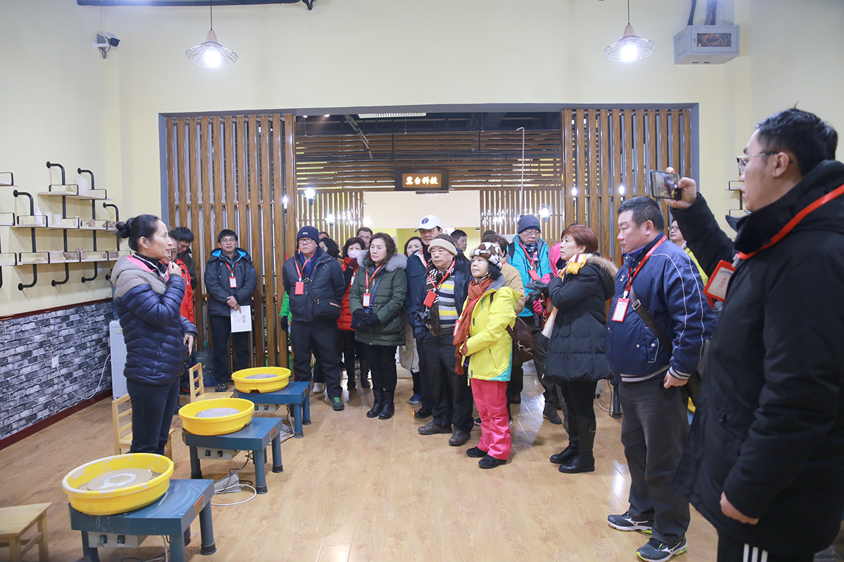 台湾宜兰县体育参访团到访冀台联青年文化创业园